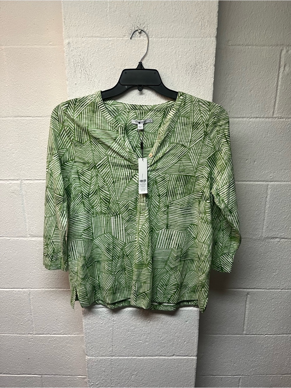 Chico's Green Leaf-Print V-Neck Blouse